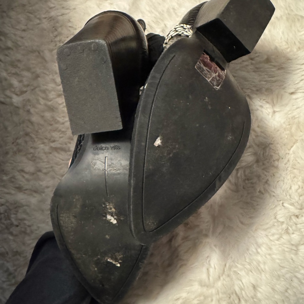 Dolce Vita Linka Black Stella Boots. 7.5. - Picture 3 of 3